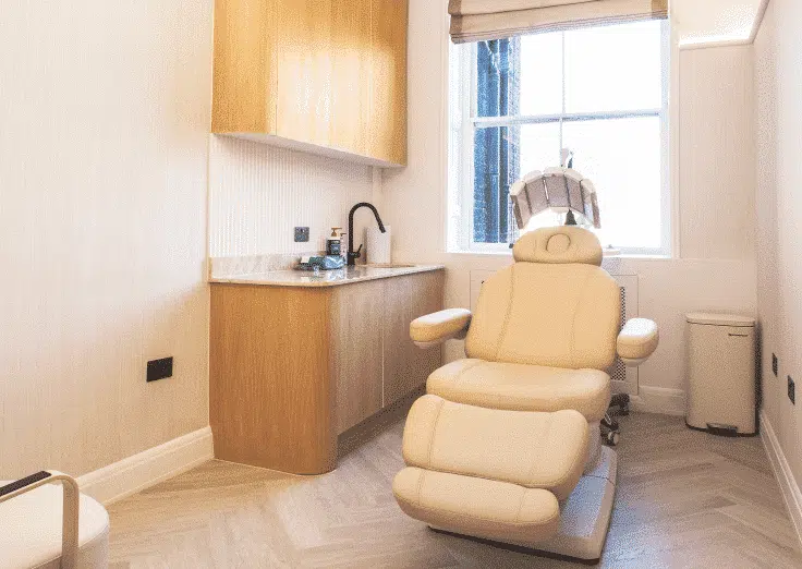 Cinik London Clinic View 3